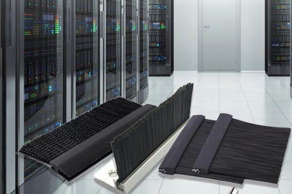 傲群機(jī)柜毛刷牌子